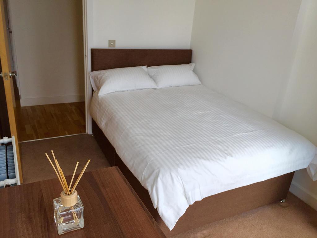 Ferienwohnung Olympic One Eighty Ilford Zimmer foto
