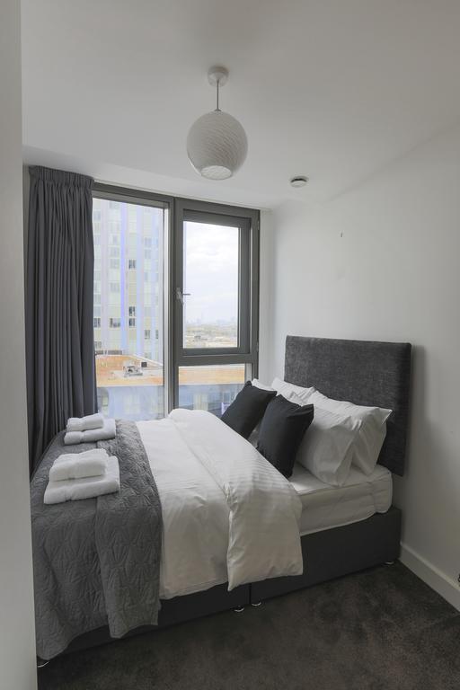 Ferienwohnung Olympic One Eighty Ilford Zimmer foto
