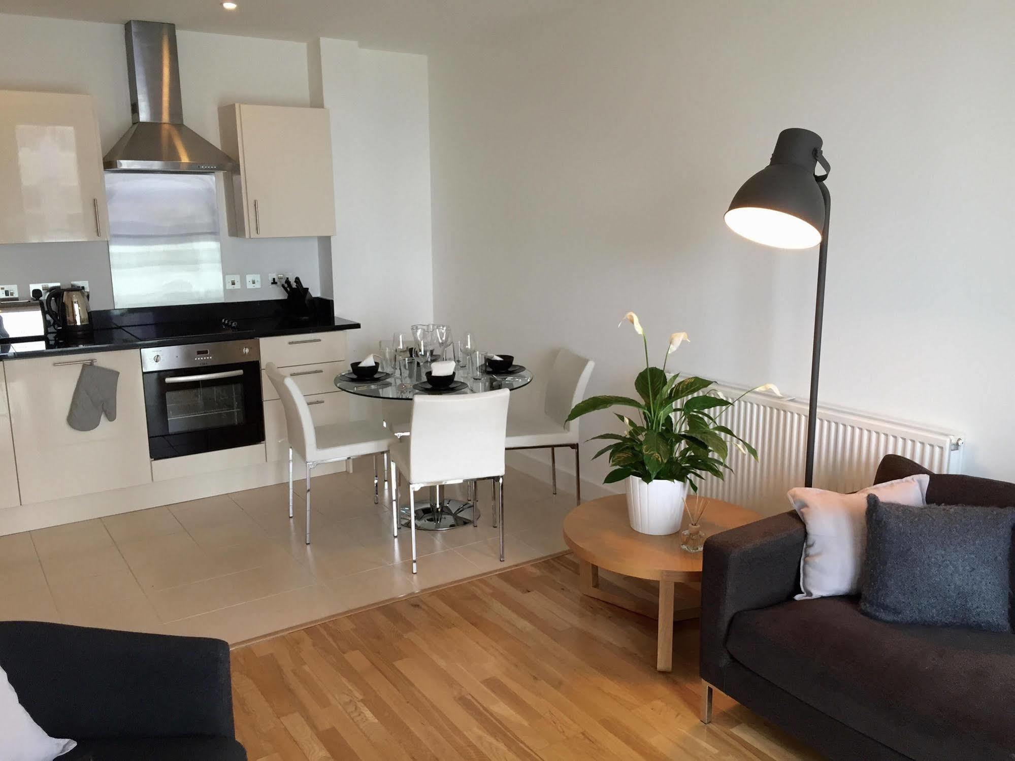 Ferienwohnung Olympic One Eighty Ilford Exterior foto