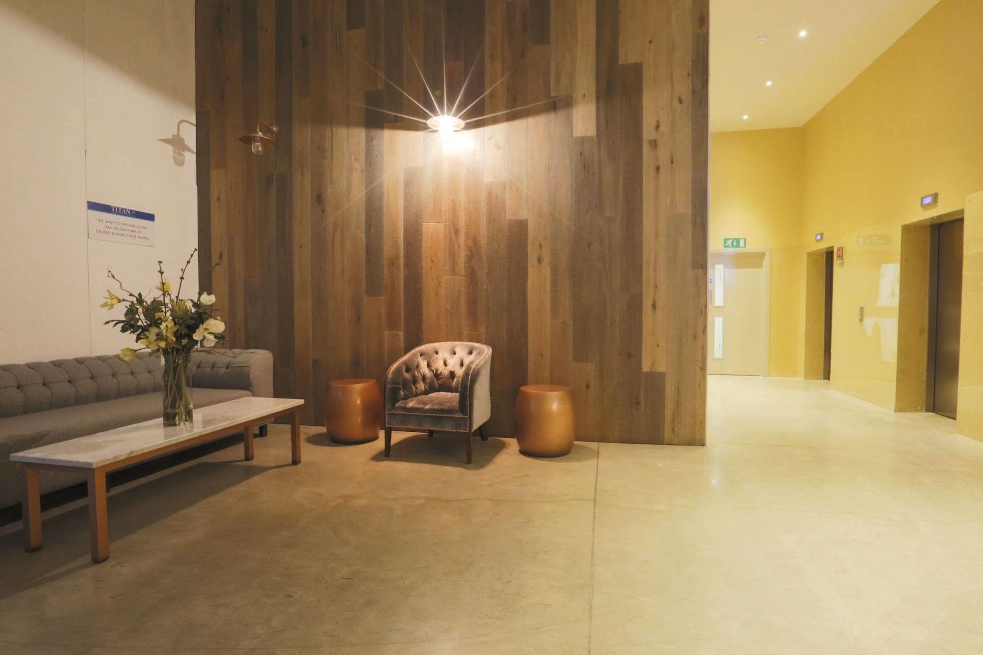 Ferienwohnung Olympic One Eighty Ilford Exterior foto