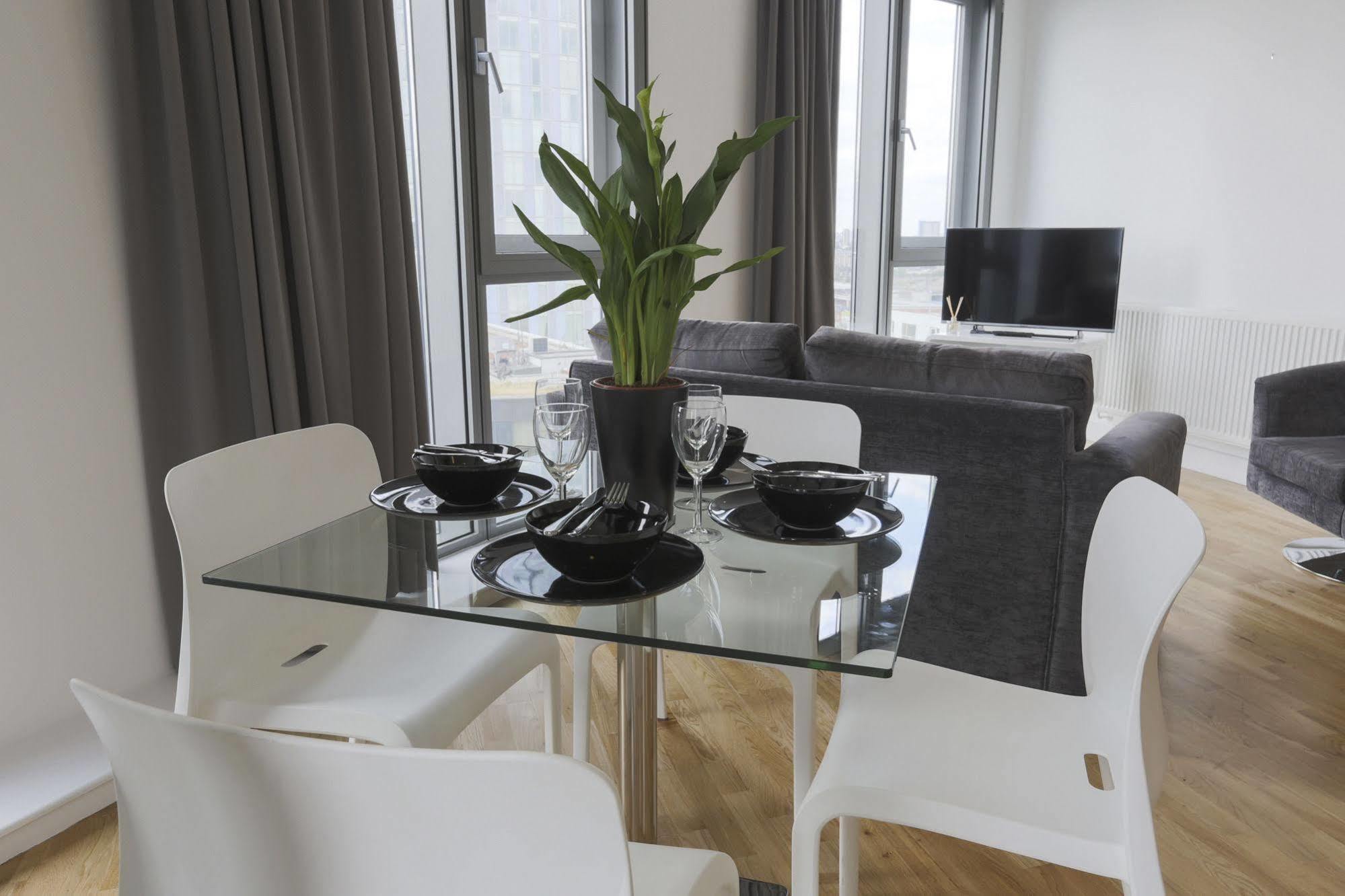 Ferienwohnung Olympic One Eighty Ilford Exterior foto