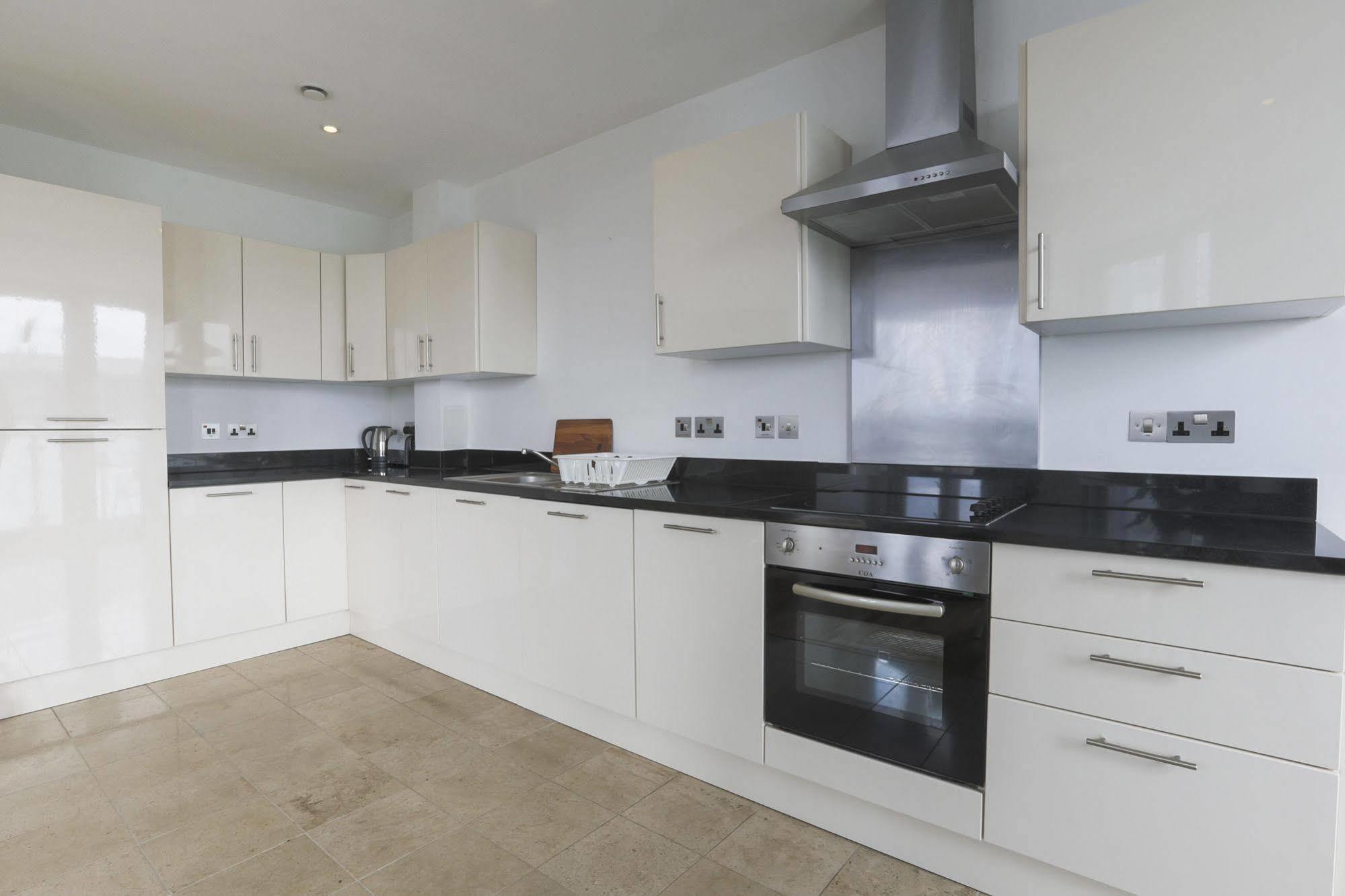 Ferienwohnung Olympic One Eighty Ilford Exterior foto